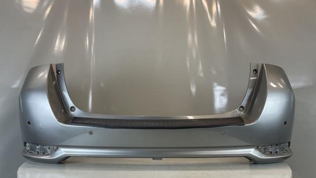 Toyota Auris  2016-  bamperis aizmugures 52159-02D10 Combi