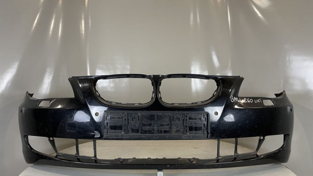 BMW 5 (E60-E61) 2006-2009  bamperis priekšais 51117178068