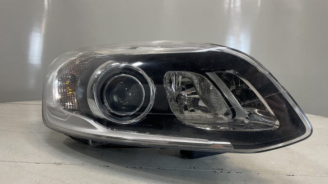 Volvo XC60 2014-2018 Lukturis labais xenons (7) 31420250