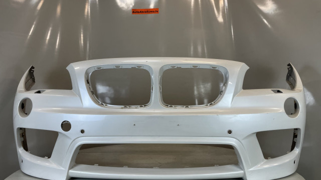 BMW X1 2009-2013 М-спорт бампер передний 51118039388